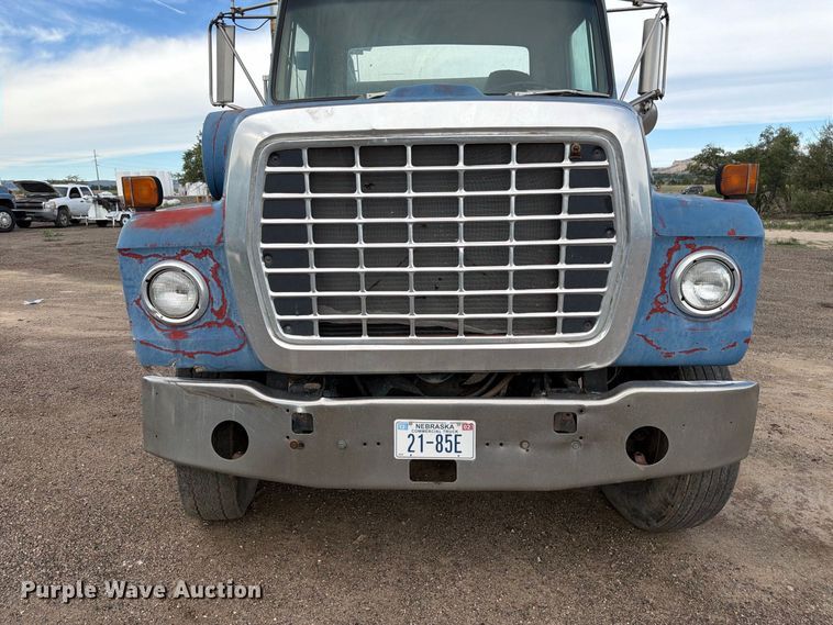 image for item FM7637 1991 Ford 9000 utility / service truck