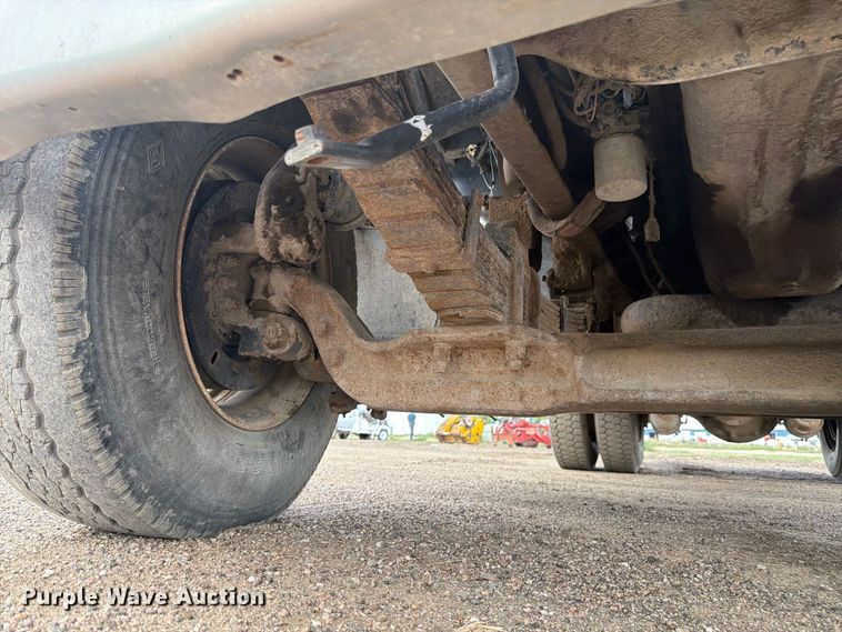 image for item FM7637 1991 Ford 9000 utility / service truck