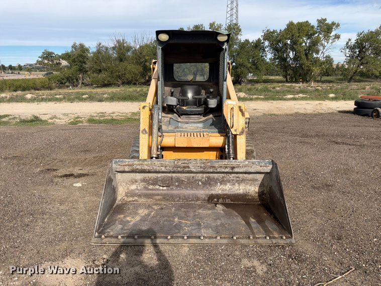 image for item FM7638 2011 Mustang 2100RT tracked skid steer loader