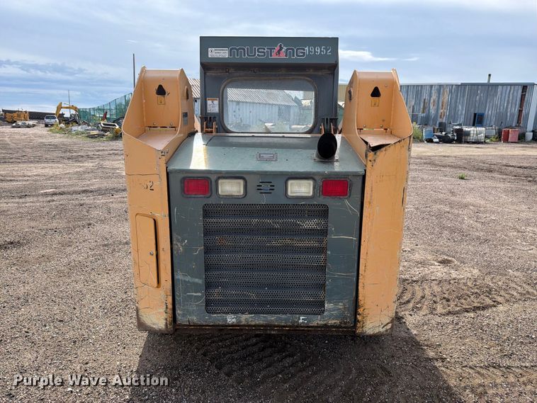 image for item FM7638 2011 Mustang 2100RT tracked skid steer loader
