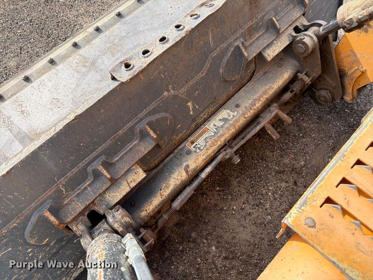 image for item FM7638 2011 Mustang 2100RT tracked skid steer loader