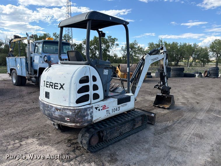 image for item FM7641 2007 Terex TC29 mini excavator