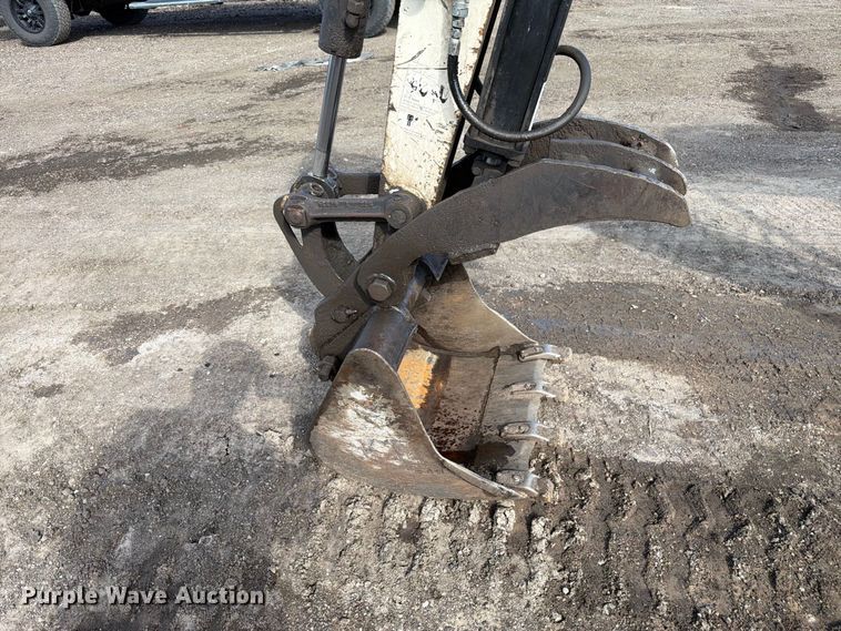 image for item FM7641 2007 Terex TC29 mini excavator