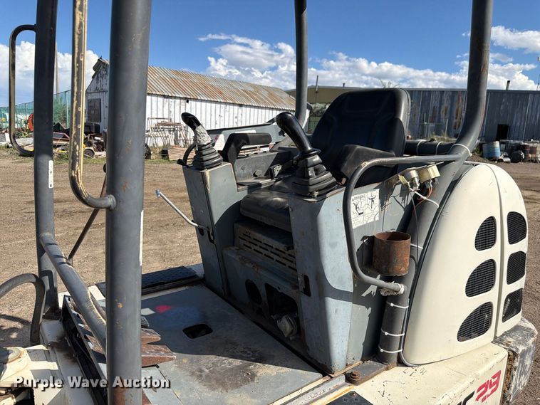 image for item FM7641 2007 Terex TC29 mini excavator