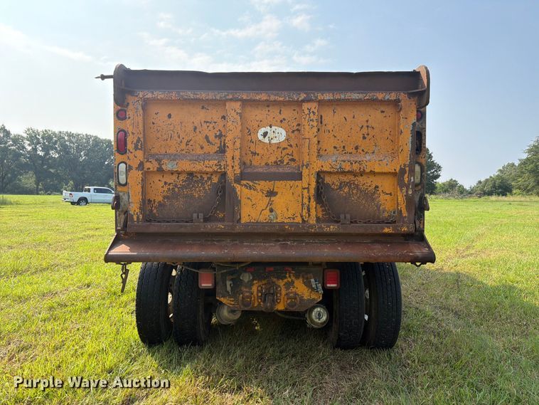 image for item FN2026 2001 Volvo WG dump truck