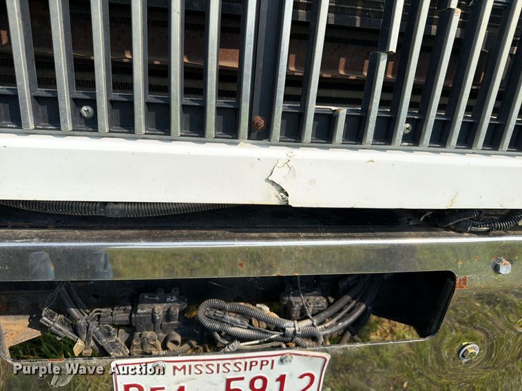 image for item FN2026 2001 Volvo WG dump truck