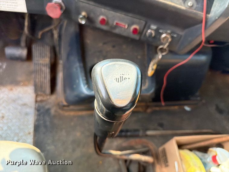 image for item FN2026 2001 Volvo WG dump truck