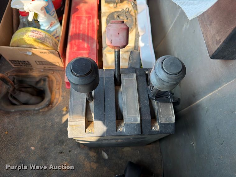 image for item FN2026 2001 Volvo WG dump truck