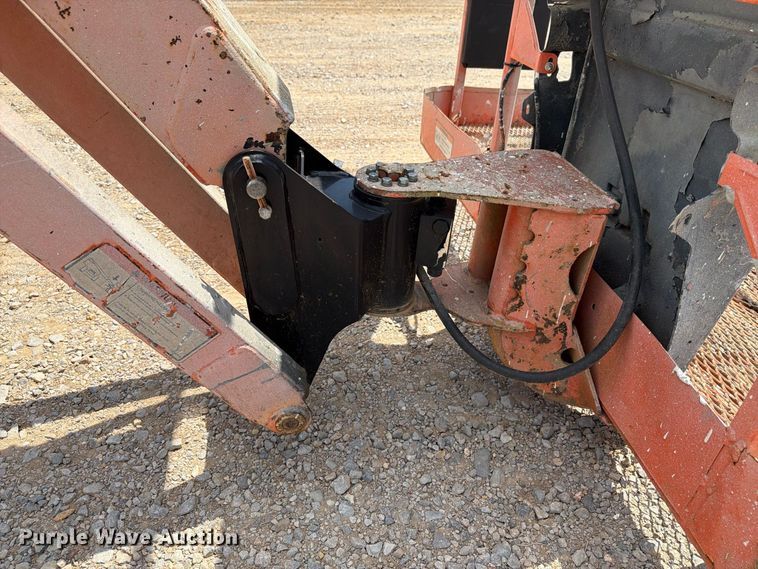 image for item FN2045 2006 JLG 600AJ boom lift