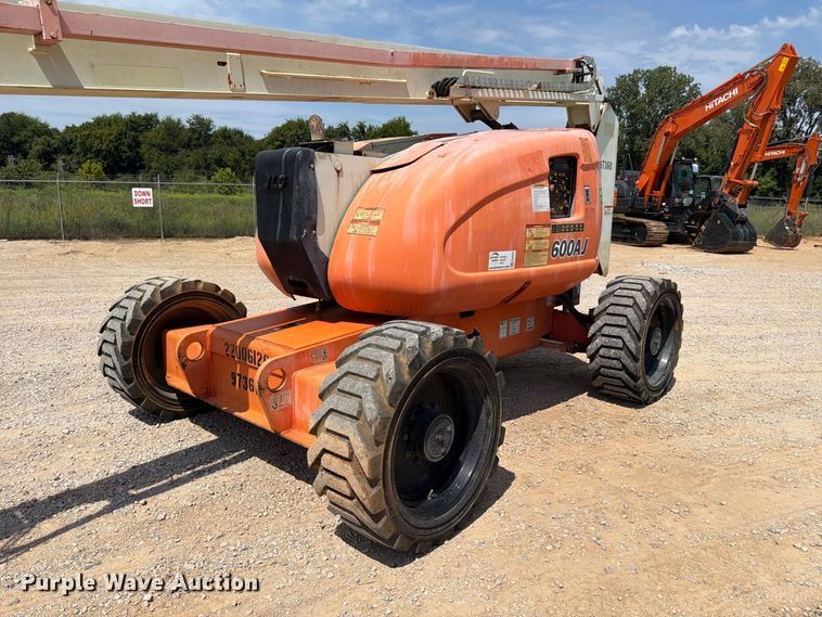 image for item FN2045 2006 JLG 600AJ boom lift
