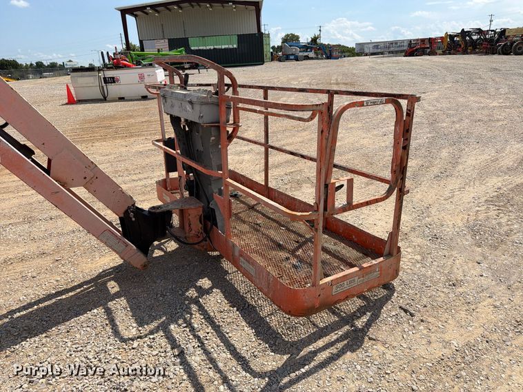 image for item FN2045 2006 JLG 600AJ boom lift