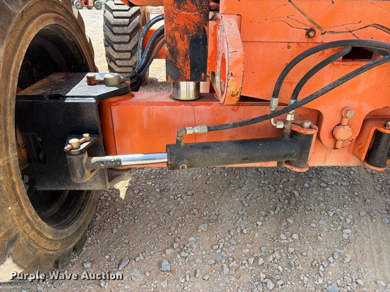 image for item FN2045 2006 JLG 600AJ boom lift
