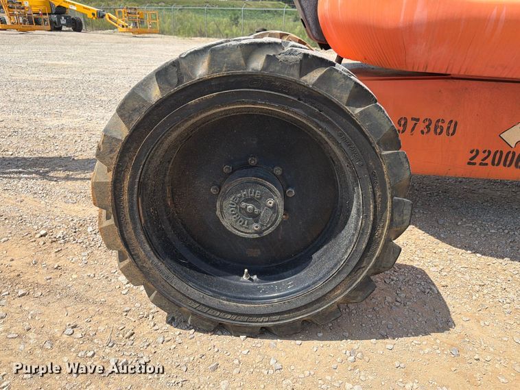 image for item FN2045 2006 JLG 600AJ boom lift