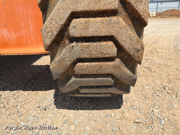 image for item FN2045 2006 JLG 600AJ boom lift