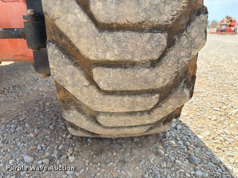 image for item FN2045 2006 JLG 600AJ boom lift