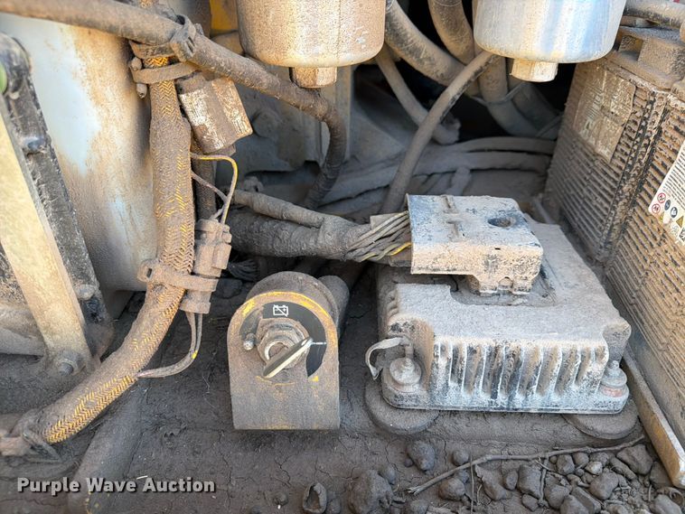 image for item FN2560 2014 Caterpillar D6K2 XL dozer