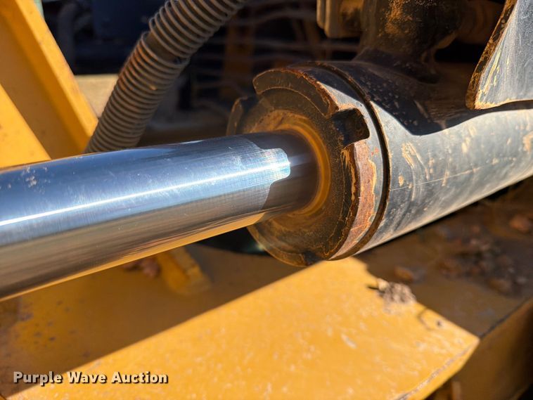 image for item FN2560 2014 Caterpillar D6K2 XL dozer