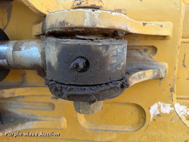image for item FN2560 2014 Caterpillar D6K2 XL dozer