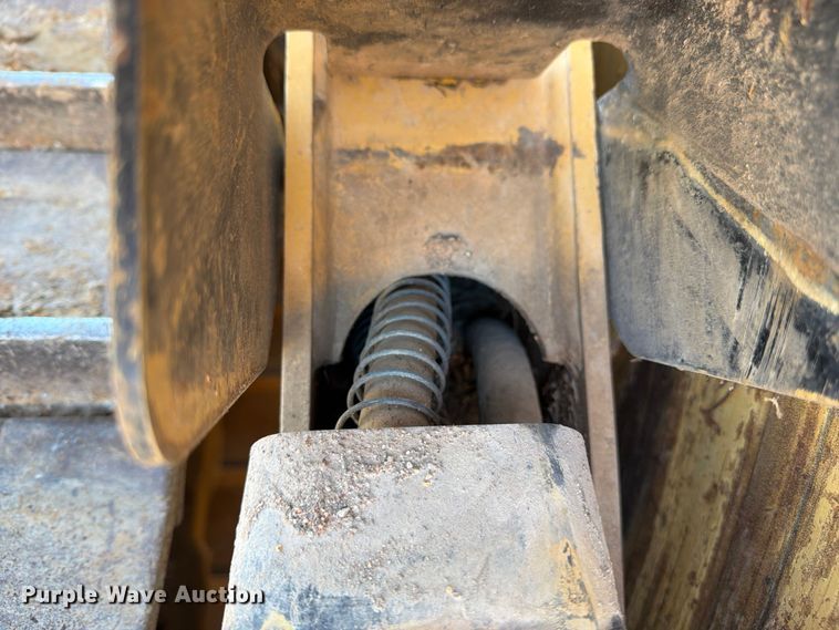 image for item FN2560 2014 Caterpillar D6K2 XL dozer