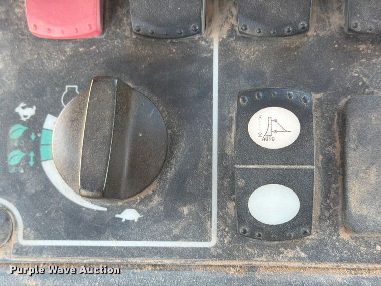 image for item FN2560 2014 Caterpillar D6K2 XL dozer