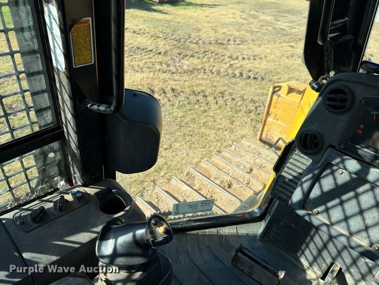 image for item FN2560 2014 Caterpillar D6K2 XL dozer