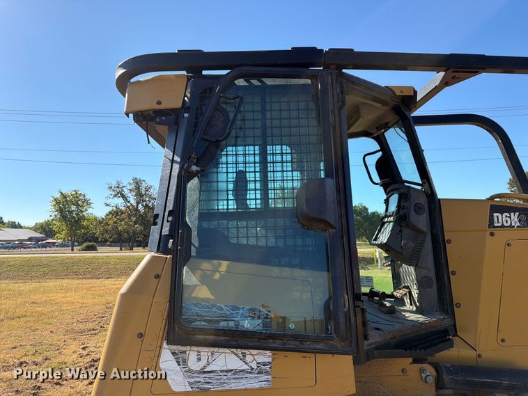 image for item FN2560 2014 Caterpillar D6K2 XL dozer