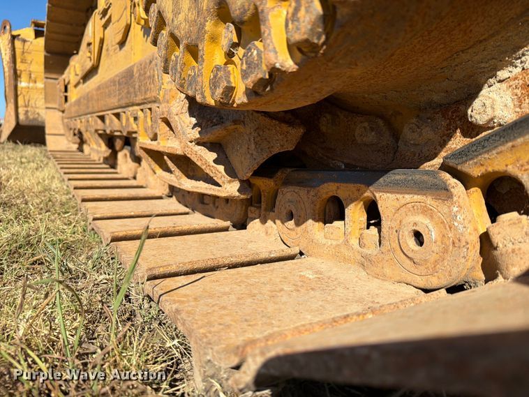 image for item FN2560 2014 Caterpillar D6K2 XL dozer