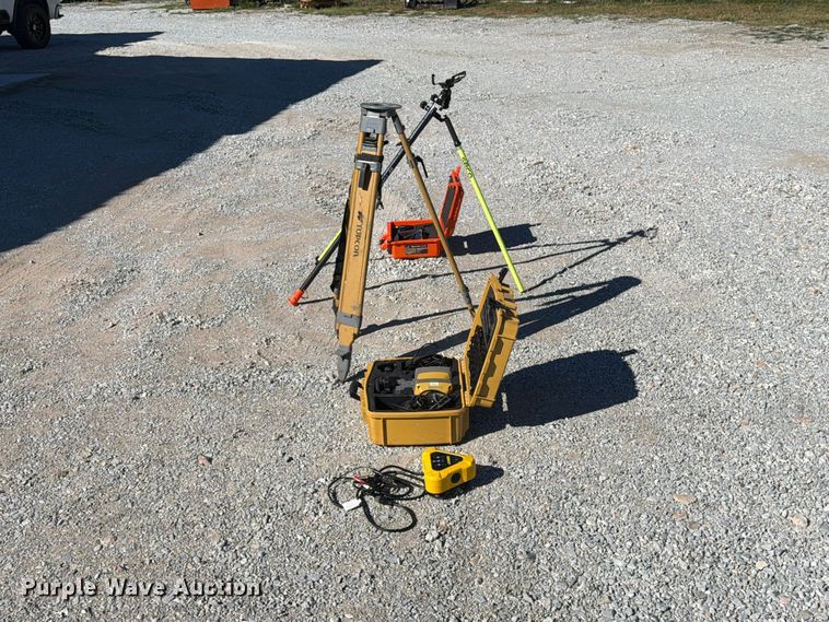 image for item FN2560 2014 Caterpillar D6K2 XL dozer