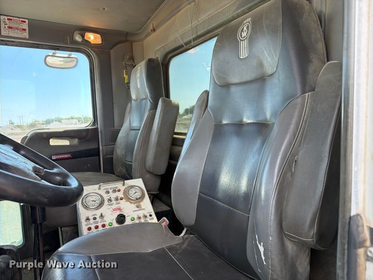 image for item FN2564 2012 Kenworth W900 ready mix truck