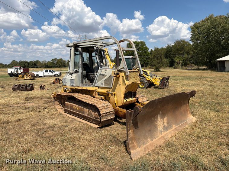 image for item FN2573 1999 Komatsu D41E-6 dozer