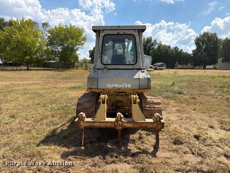image for item FN2573 1999 Komatsu D41E-6 dozer