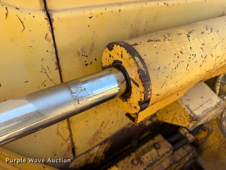 image for item FN2573 1999 Komatsu D41E-6 dozer