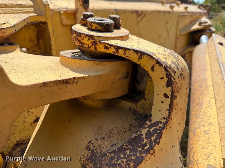 image for item FN2573 1999 Komatsu D41E-6 dozer