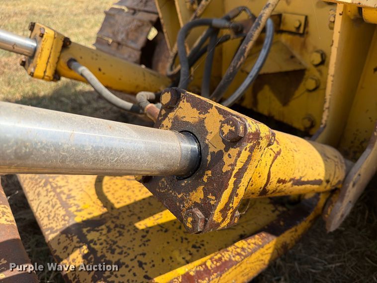 image for item FN2573 1999 Komatsu D41E-6 dozer