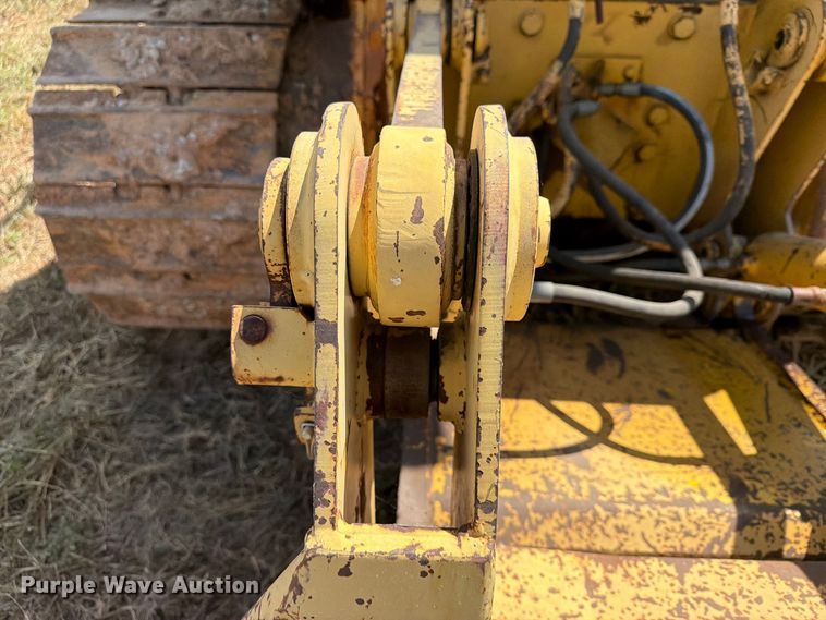 image for item FN2573 1999 Komatsu D41E-6 dozer
