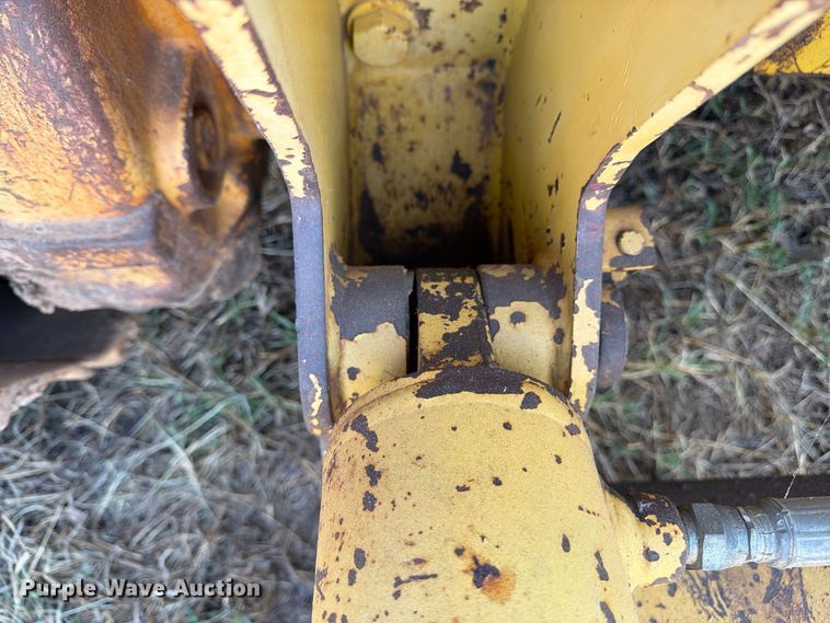 image for item FN2573 1999 Komatsu D41E-6 dozer
