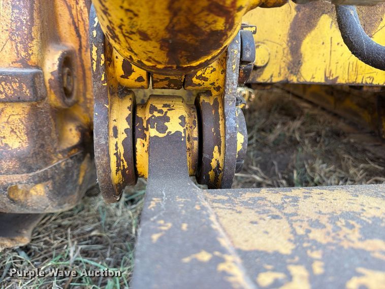 image for item FN2573 1999 Komatsu D41E-6 dozer