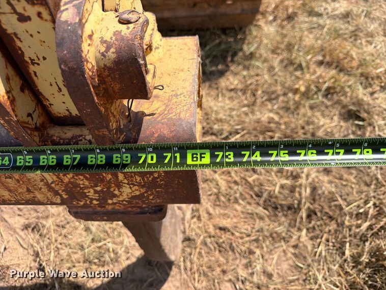 image for item FN2573 1999 Komatsu D41E-6 dozer