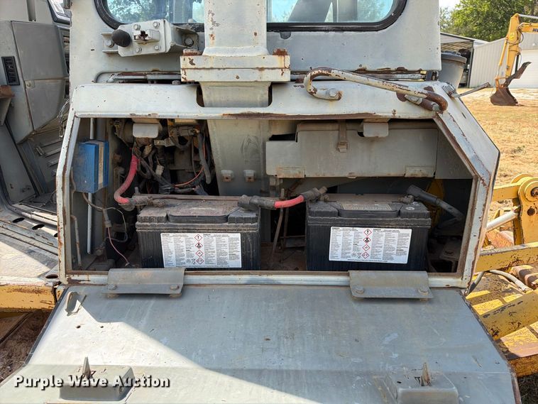 image for item FN2573 1999 Komatsu D41E-6 dozer