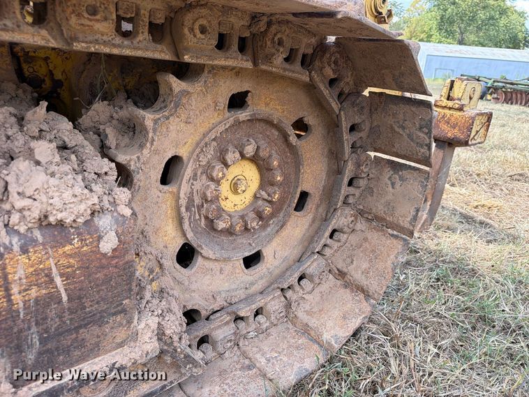 image for item FN2573 1999 Komatsu D41E-6 dozer
