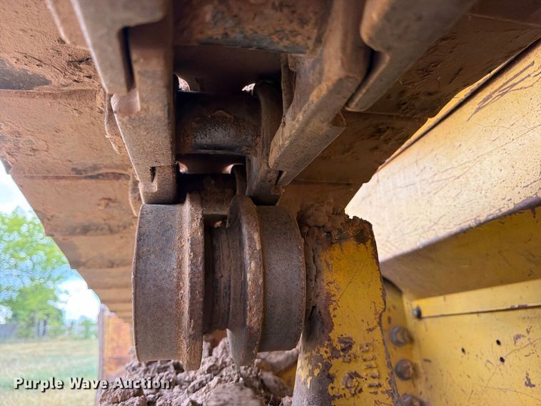 image for item FN2573 1999 Komatsu D41E-6 dozer