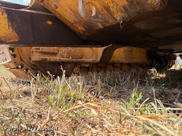 image for item FN2573 1999 Komatsu D41E-6 dozer