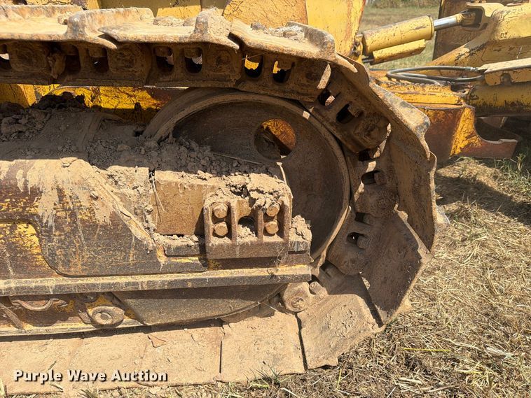 image for item FN2573 1999 Komatsu D41E-6 dozer