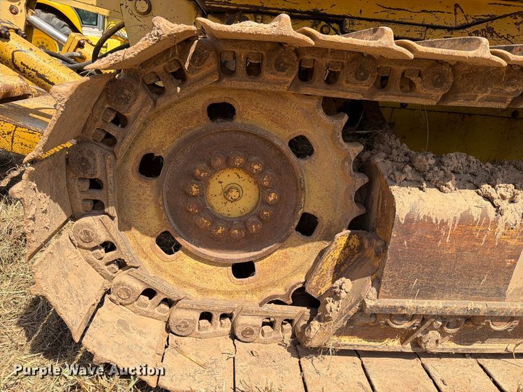 image for item FN2573 1999 Komatsu D41E-6 dozer