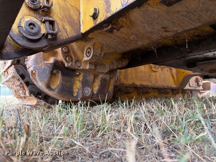 image for item FN2573 1999 Komatsu D41E-6 dozer