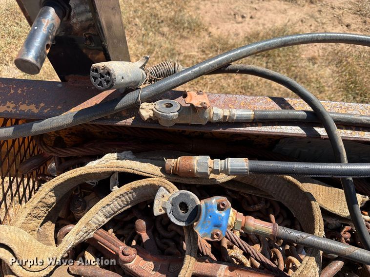 image for item FN2576 2005 Econoline DP2427DA equipment trailer