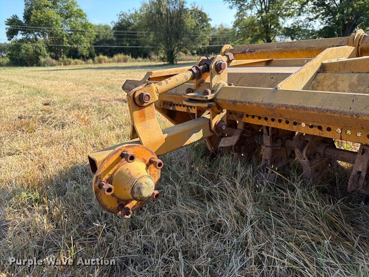 image for item FN2577 FMC RC 160 rototiller