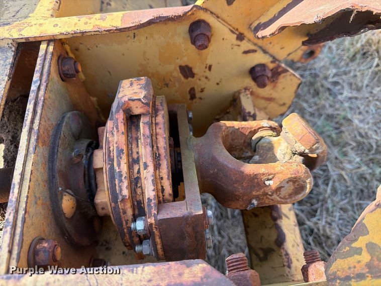image for item FN2577 FMC RC 160 rototiller