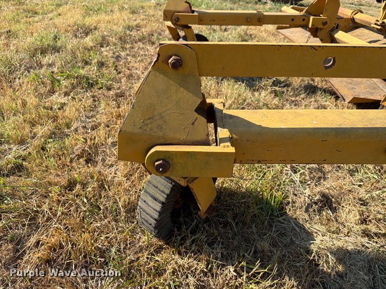 image for item FN2577 FMC RC 160 rototiller