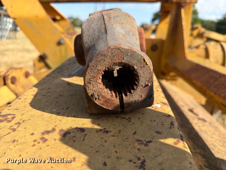 image for item FN2577 FMC RC 160 rototiller